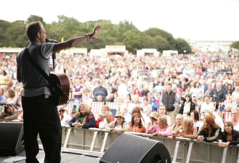 Пансион South Shore Guest House