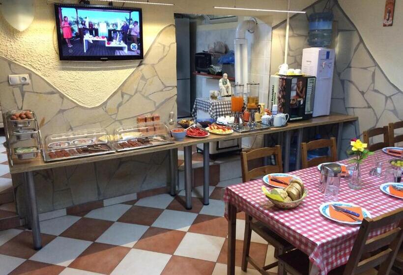 ペンション Sárvári Vendégház Pécs,hosszúhetény