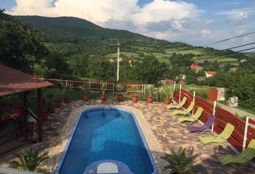 פנסיון Sárvári Vendégház Pécs,hosszúhetény