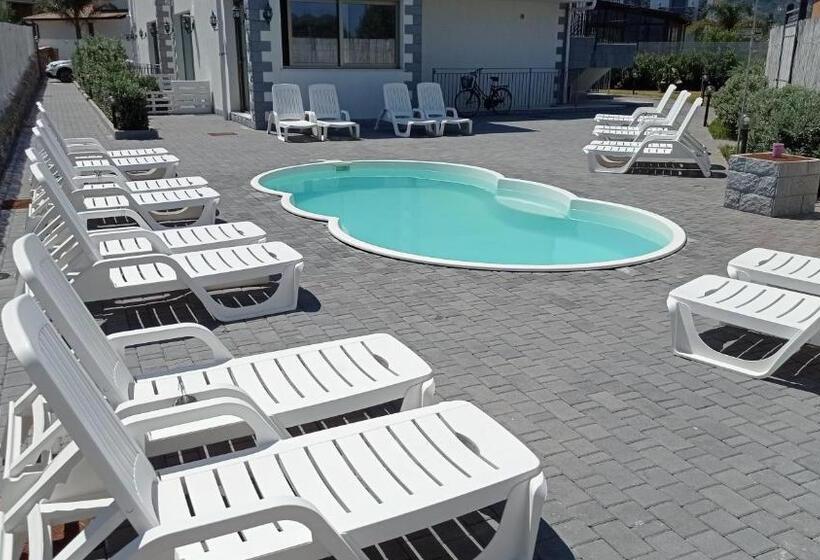 膳宿费 Suite Sicily Rooms Appartamenti