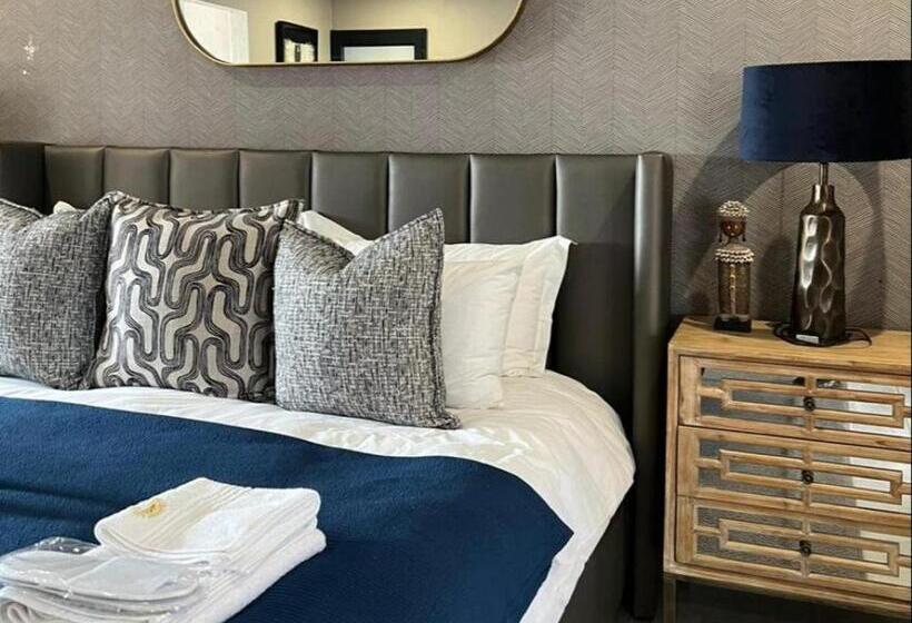 Пансион The Farm Boutique Guest House