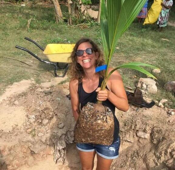 Пансион The Sea View Villa Surf School