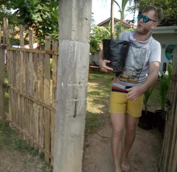 Пансион The Sea View Villa Surf School