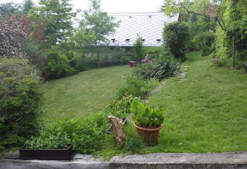 膳宿费 Ubytování U Dolanských