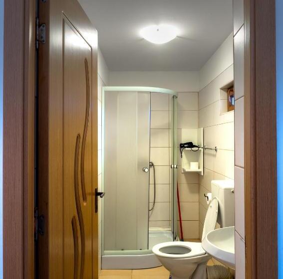 Пансион Vulturul Pescar