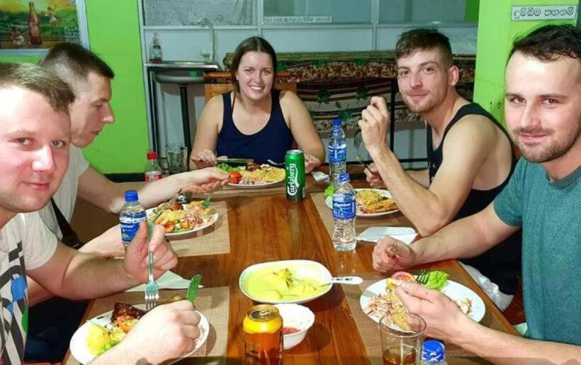 ペンション Wilpattu Dolosmahe