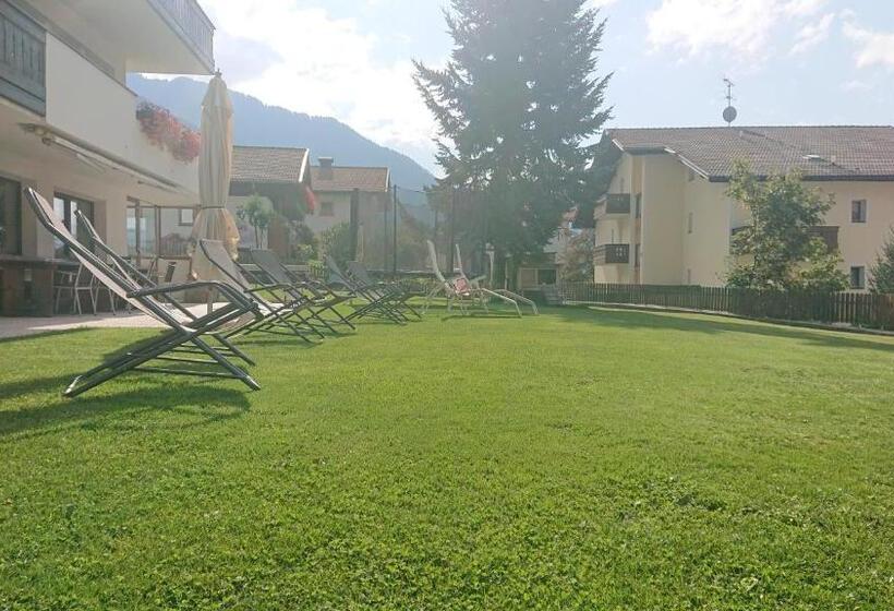 Pension Tirol