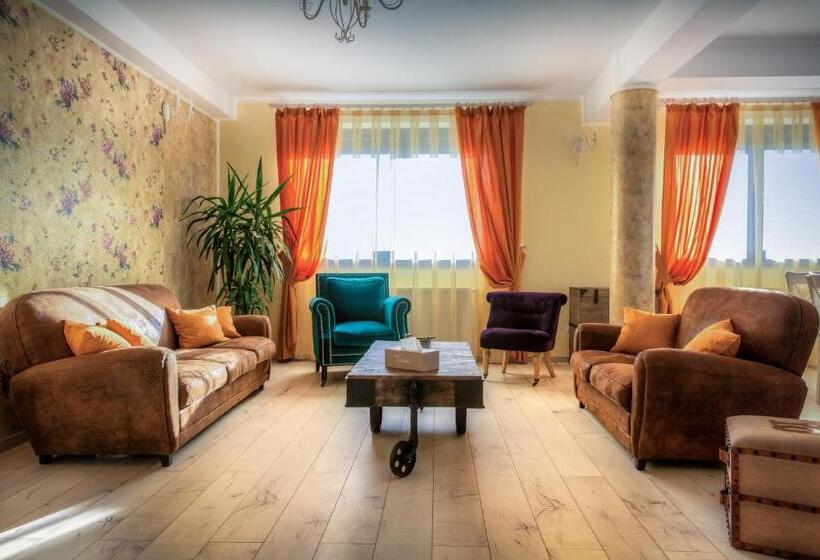 Pensiunea Agroturistica Floare De Camp