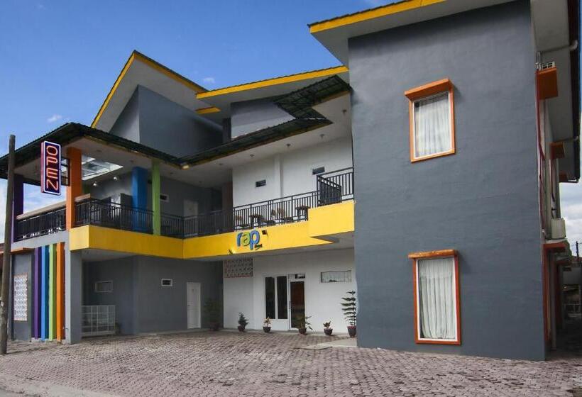 Rap Hotel Balige