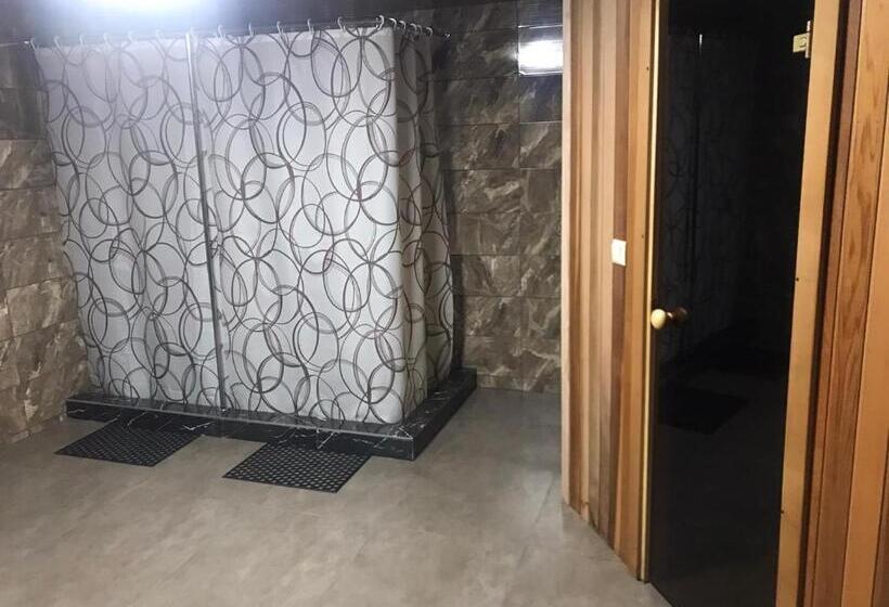 Resort чорна вода