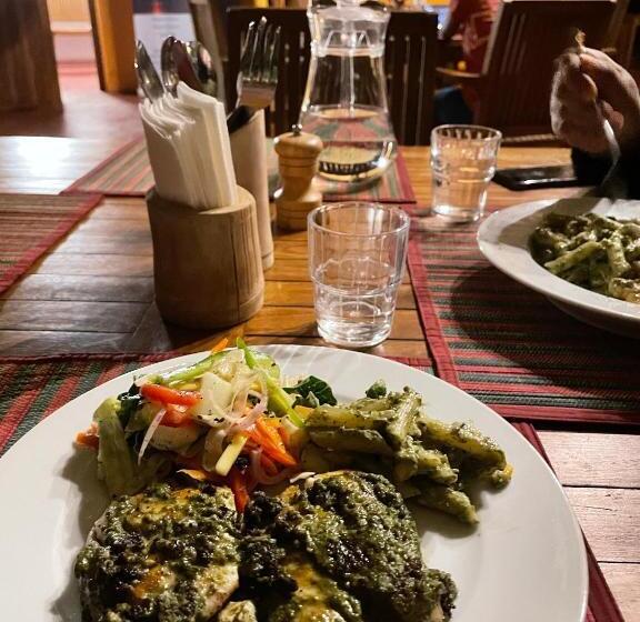 אתר נופש Big Tree Cottages