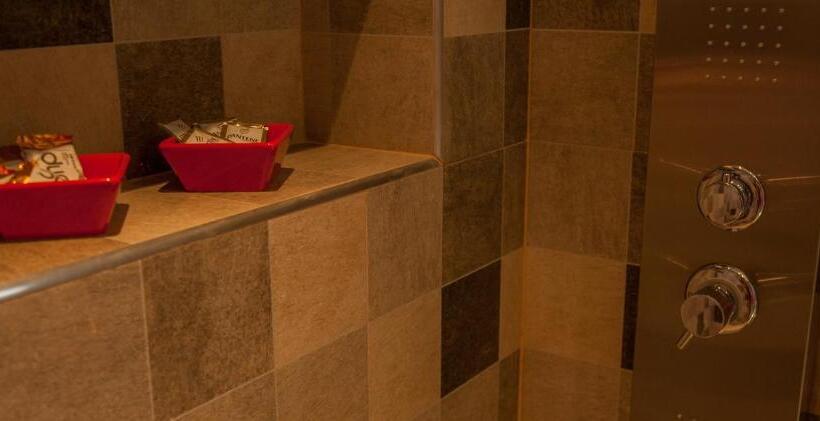 אתר נופש Lake Point Residencias