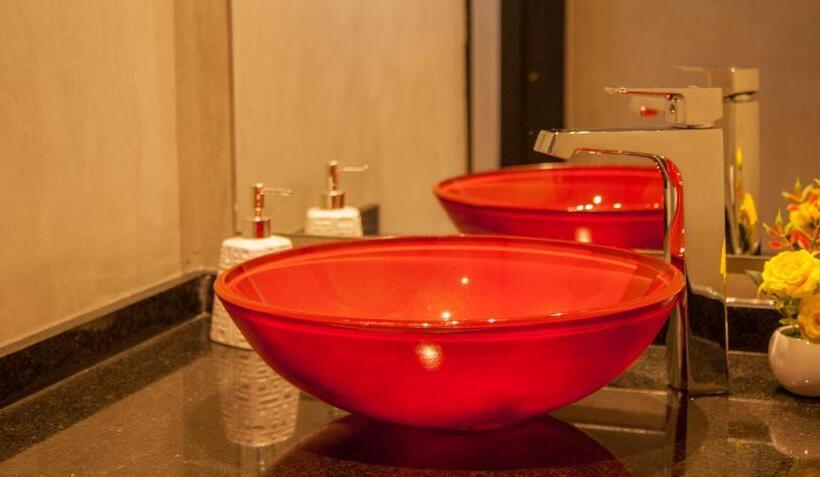 אתר נופש Lake Point Residencias