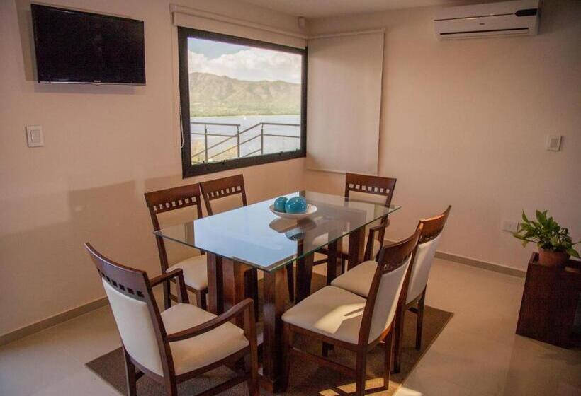 אתר נופש Lake Point Residencias