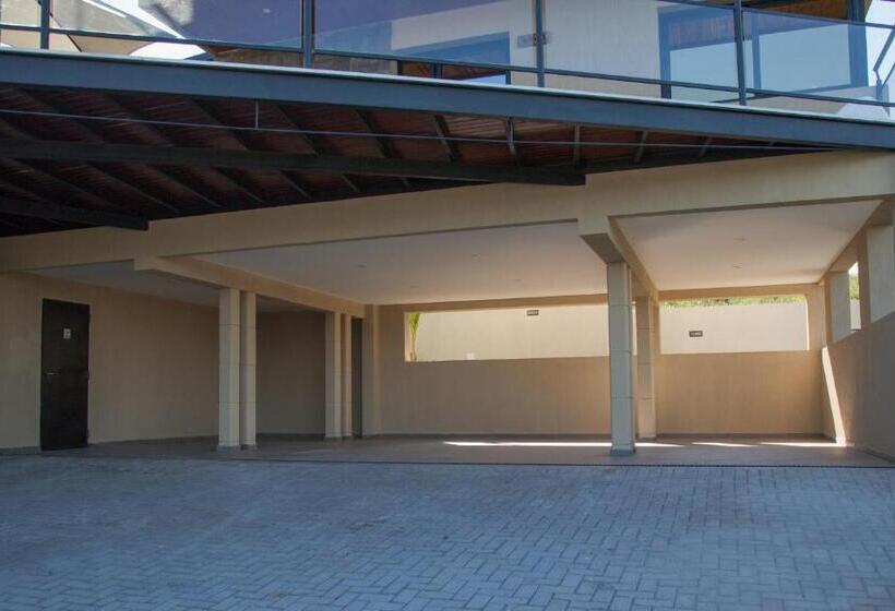 אתר נופש Lake Point Residencias