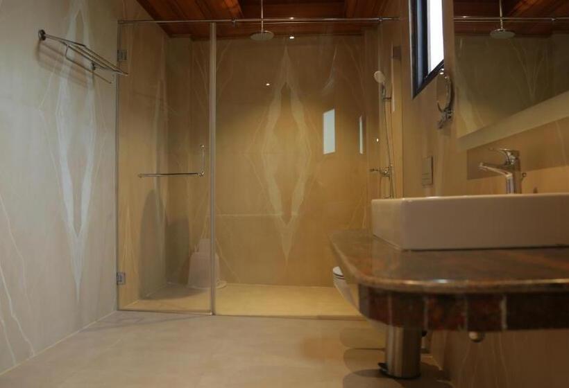 渡假胜地 Sandyy Wavess