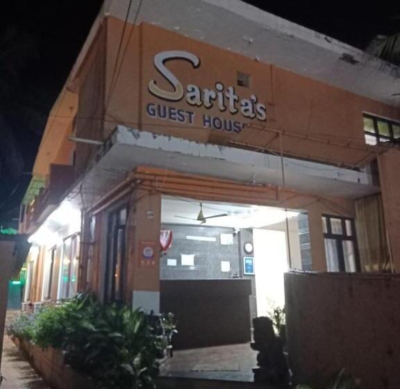 استراحتگاه Saritas Guest House   Bogmalo Beach