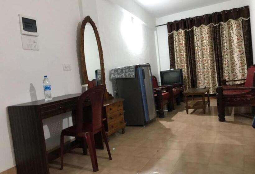 استراحتگاه Saritas Guest House   Bogmalo Beach