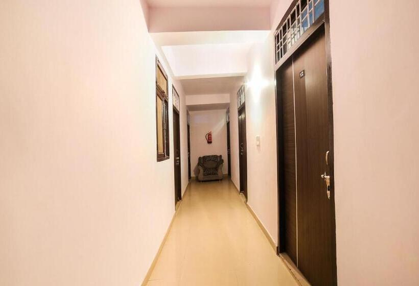 Spot On Hotel Welcome