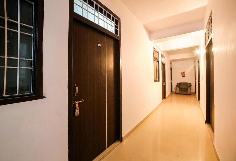 Spot On Hotel Welcome