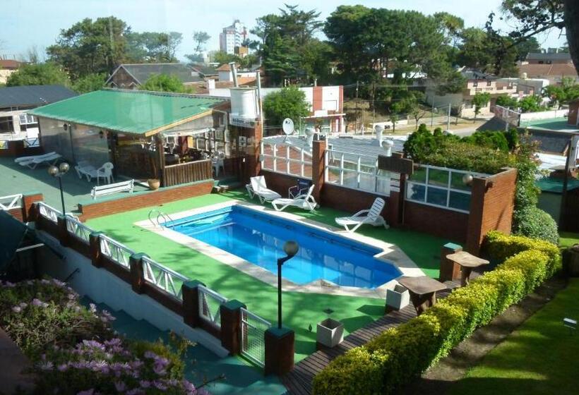 הוסטל Hosteria Actinia