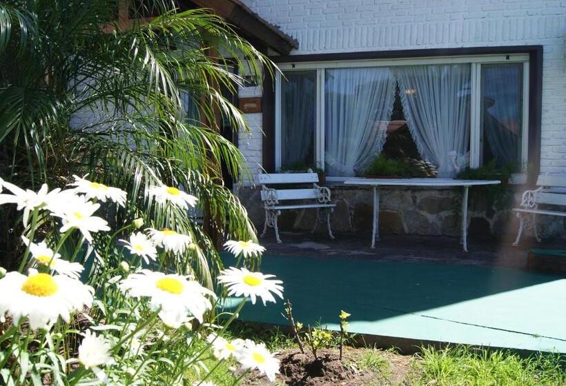 הוסטל Hosteria Actinia