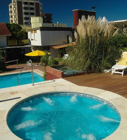 호스텔 Hosteria Querandi