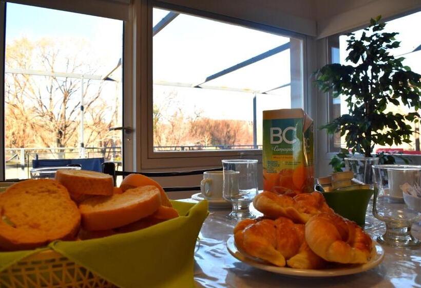 הוסטל Hosteria Villa Santa Clara Del Atuel