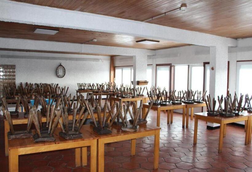 הוסטל Le Pourquoi Pas