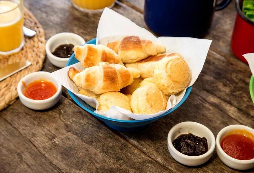 Общежитие Pousada Armação Dos Ventos