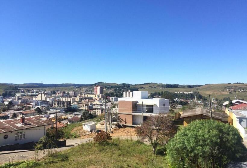 ユースホステル Pousada Monte Carlo