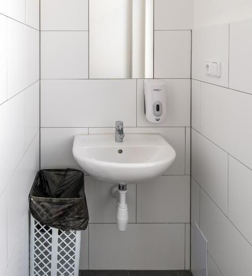 호스텔 Ubytovna U Kašny