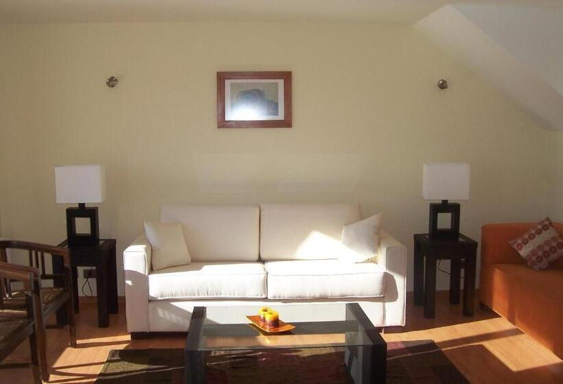 Apart Hotel Sol Y Lago