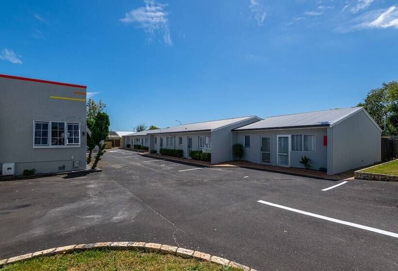 Aurora City Suites Motel