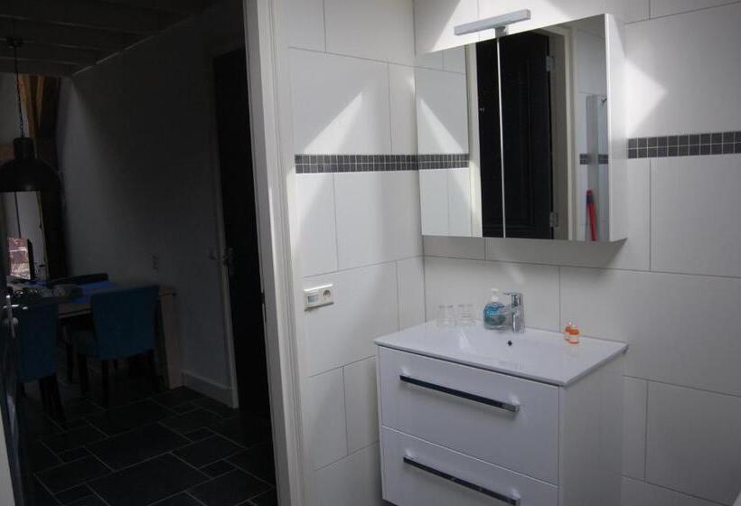 تختخواب و صبحانه De Willigen Logies