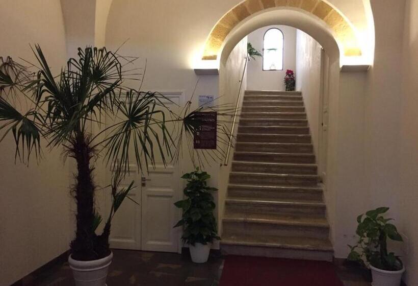 تختخواب و صبحانه Dimora Di Charme Cassaro 168