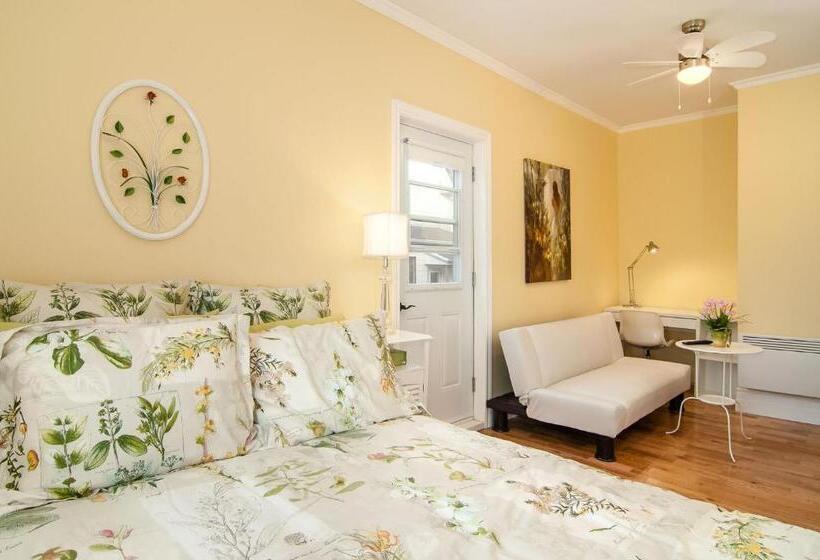 Bed and Breakfast Gîte Les Pignons