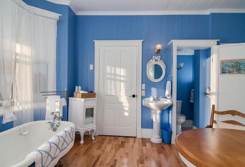 Bed and Breakfast Gîte Les Pignons