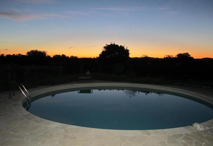 تختخواب و صبحانه Hacienda D Armando