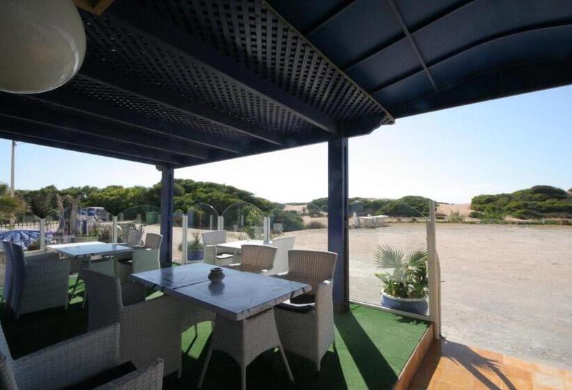 تختخواب و صبحانه Issablanca