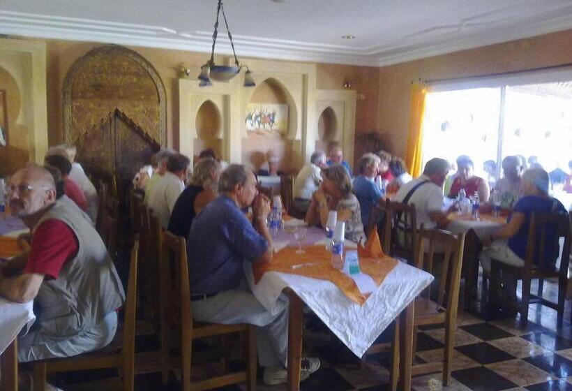 تختخواب و صبحانه Issablanca