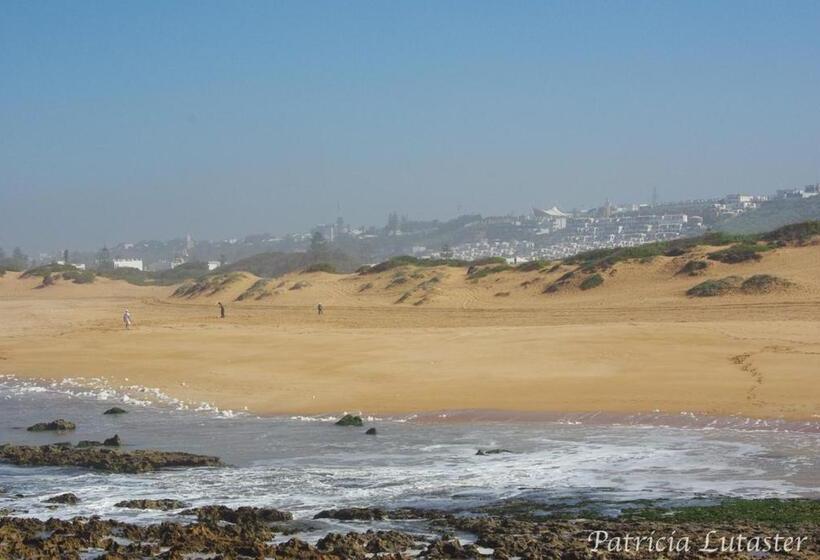 تختخواب و صبحانه Issablanca