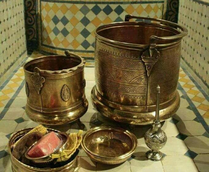 تختخواب و صبحانه Issablanca