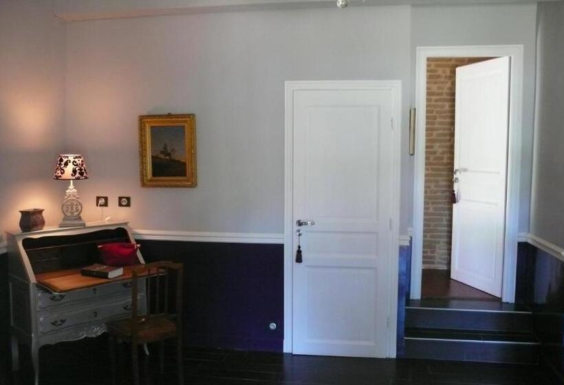 مبيت وإفطار Domaine La Baronne