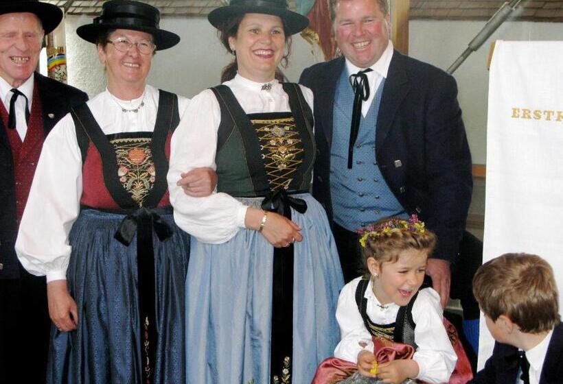 住宿加早餐  Pension Muggengrat