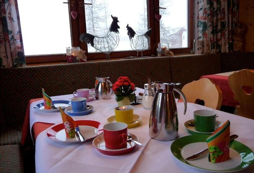 住宿加早餐  Pension Muggengrat