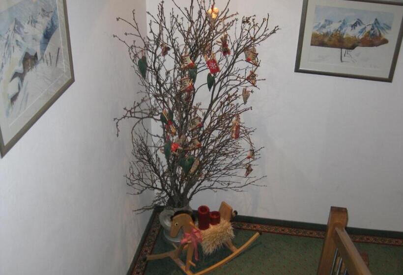 住宿加早餐  Pension Muggengrat