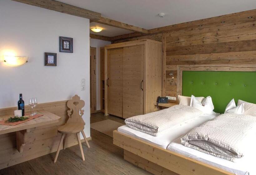 住宿加早餐  Pension Muggengrat