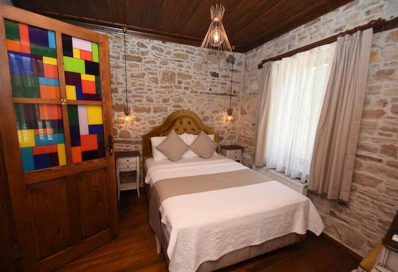 住宿加早餐  Sim Otel