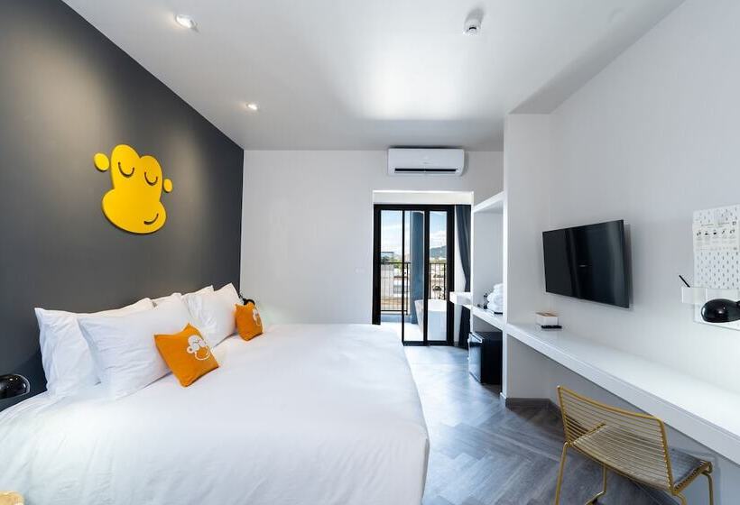 Blu Monkey Hub & Hotel Krabi Town